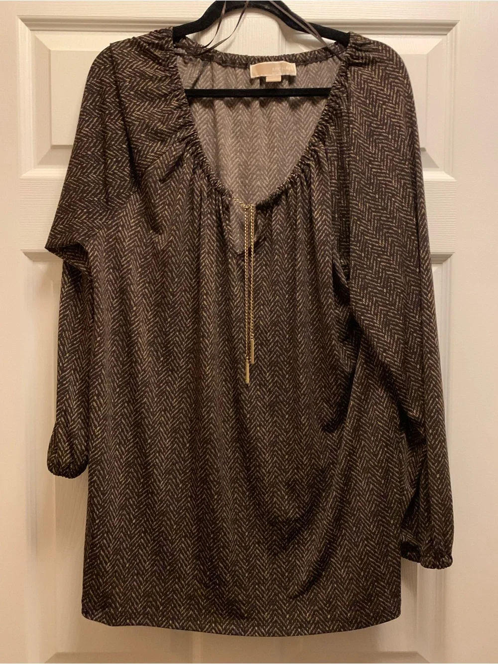 Women’s Michael Kors Size Large Peasant Blouse with Gold Tassel